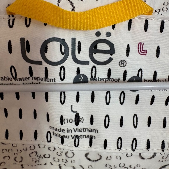 LOLE RAINCOAT🤍 ☔️ - Picture 6 of 6